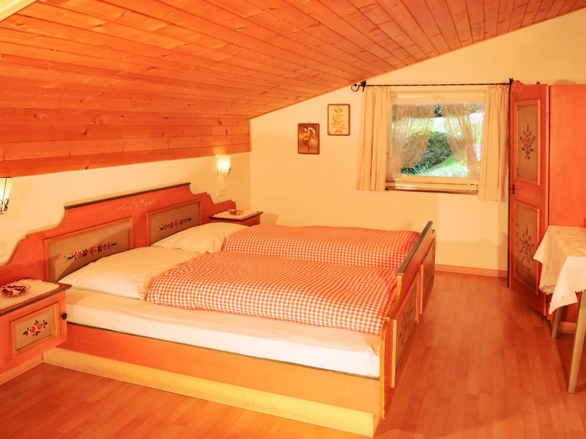 Haus Gilli Hotel Algund Buitenkant foto